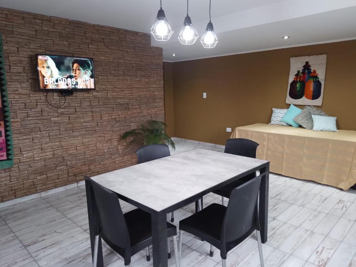 Molar-hue Apartment